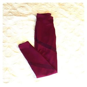 Old Navy Women’s Mesh Leggings